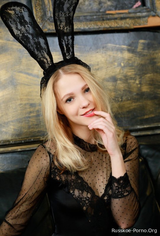 Познакомилась с Артом Мией Случайно