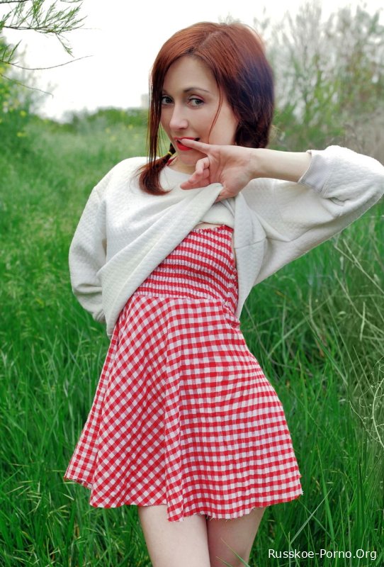 Познакомившись на арт-вечере с молоденькой