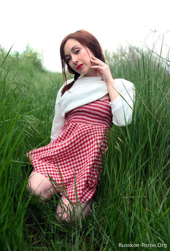 Познакомившись на арт-вечере с молоденькой