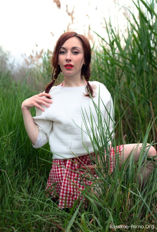 Познакомившись на арт-вечере с молоденькой