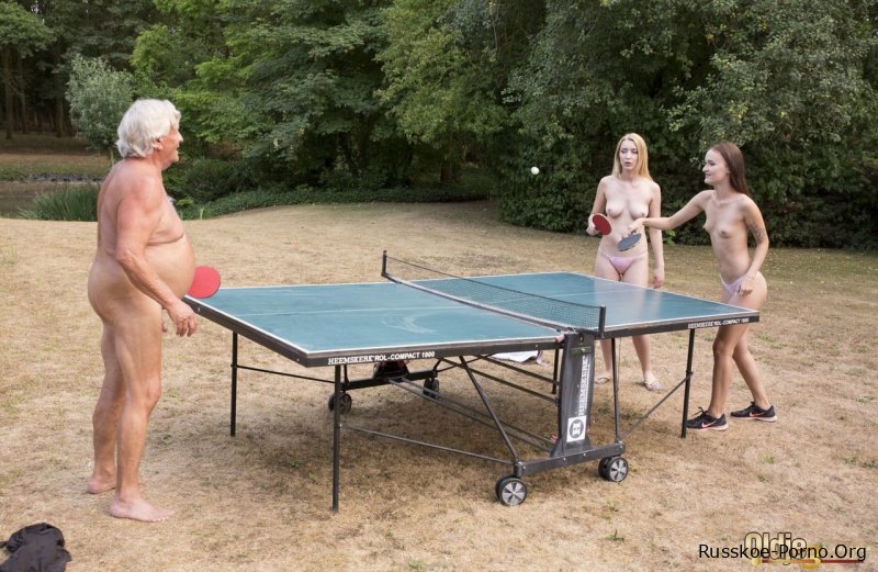 Подростки Амарис и Саша Спарроу трахаются со своим старым тренером по настольному теннису