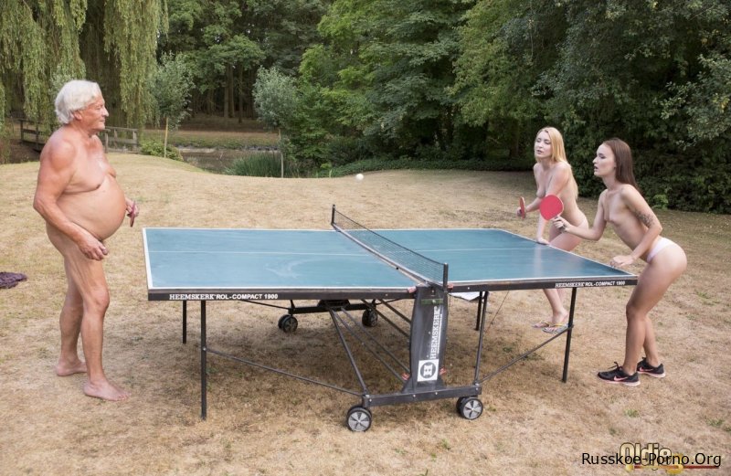Подростки Амарис и Саша Спарроу трахаются со своим старым тренером по настольному теннису