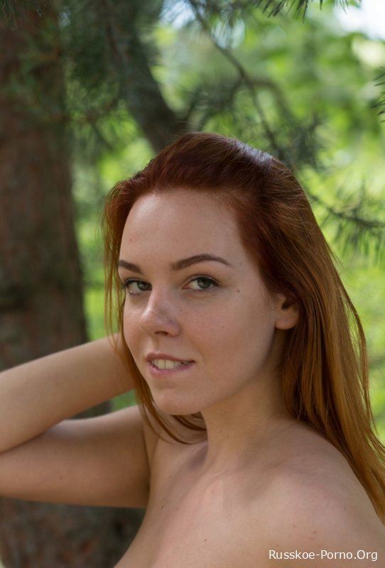 эротической красотки Кэнди Ред