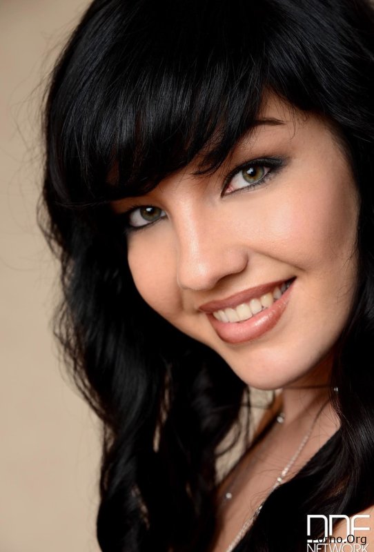 Мир порно Коко Бьянка